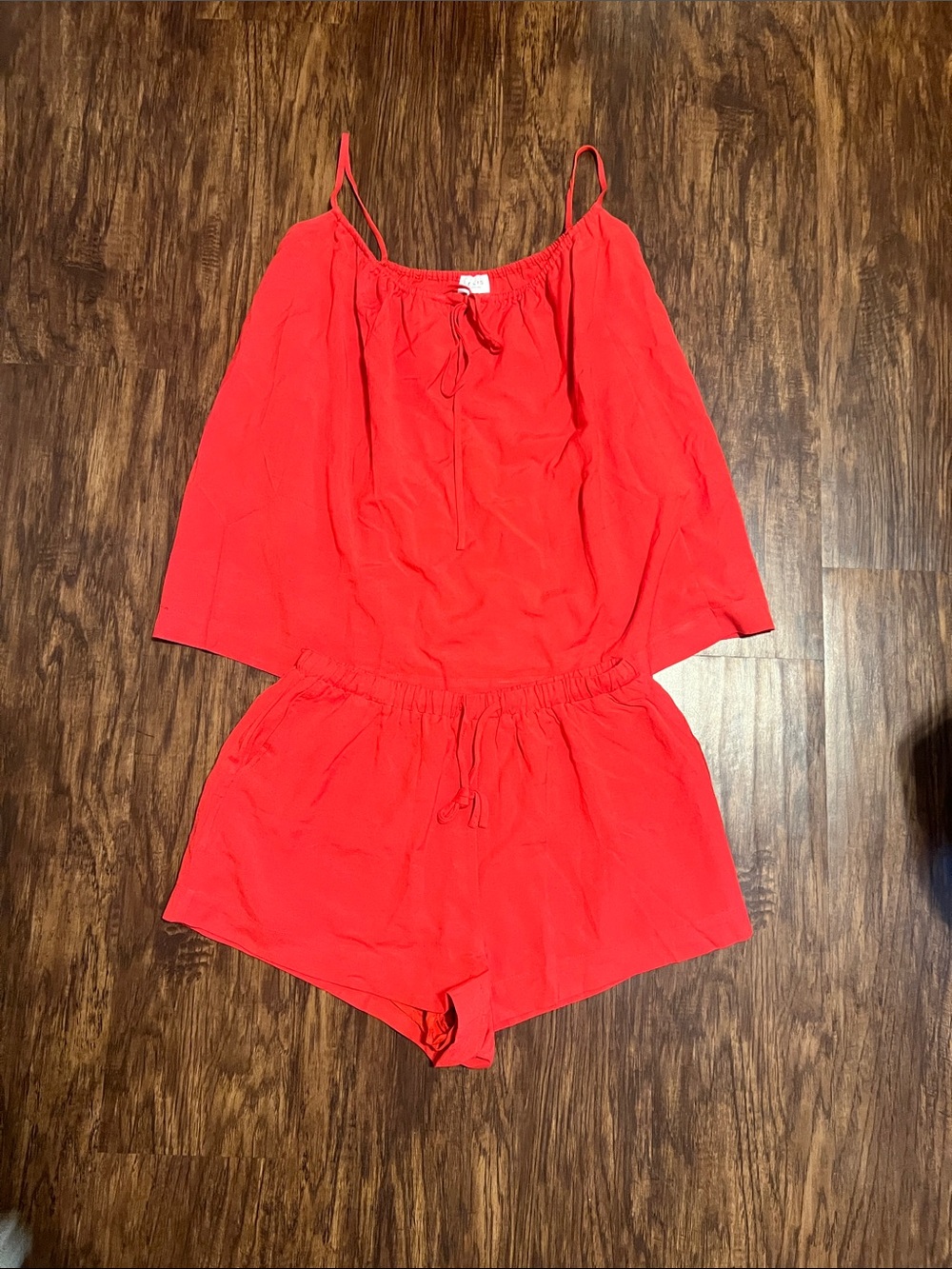 Red linen matching set - size medium